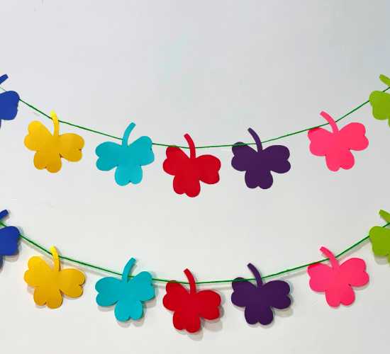 Shamrock Garland