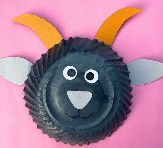 Paper Plate Goat Craft