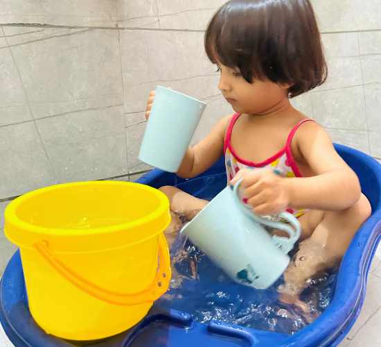Containers and Cups Play