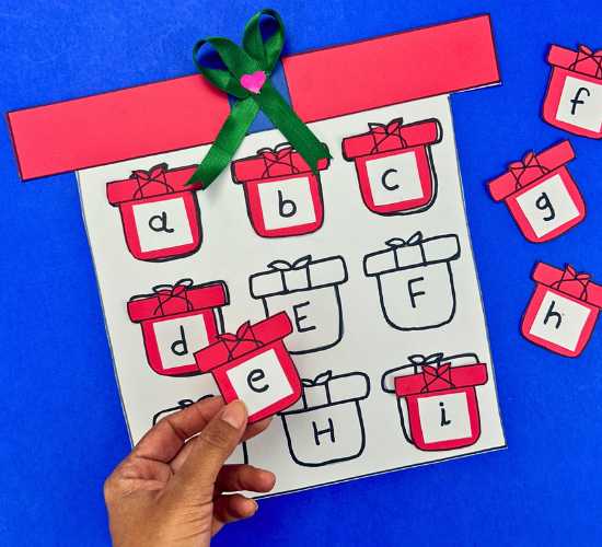Christmas Giftbox Letter Match