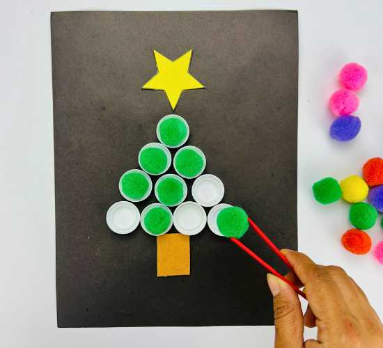 Christmas Tree Pompom Placing