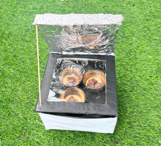 DIY Solar Oven Model